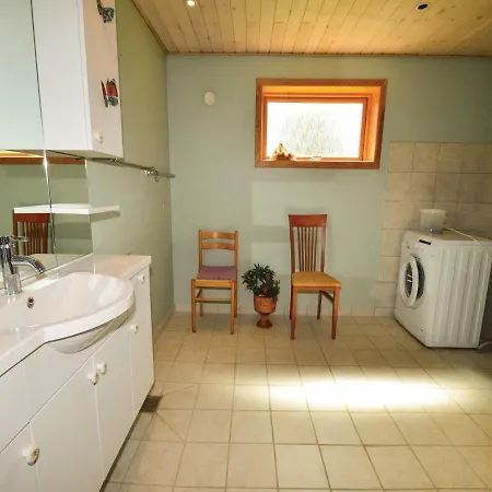 Feriehus Two-bedroom Holiday In Maribo